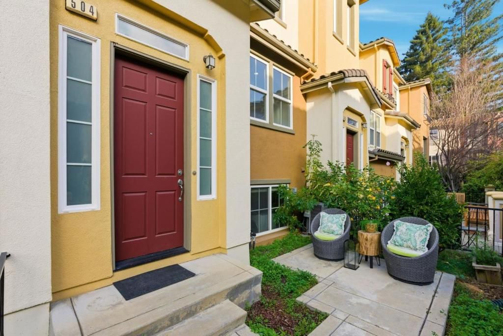 Image 2 of property listing at 504 San Jorge Terrace, Sunnyvale, CA 94089