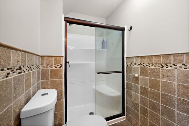 4315 Woods Way, Minnetonka, MN 55345