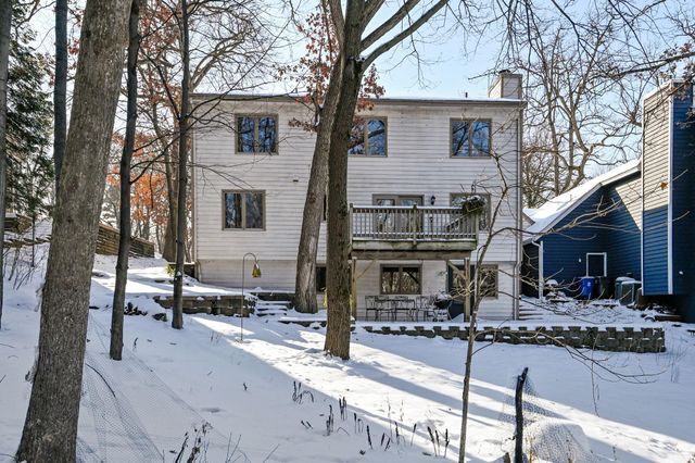 4315 Woods Way, Minnetonka, MN 55345