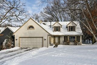 4315 Woods Way, Minnetonka, MN 55345