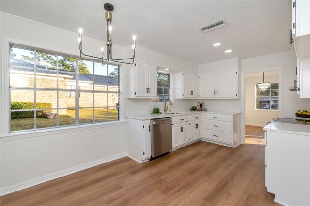 6504 Gaslight S Lane, Mobile, AL 36695