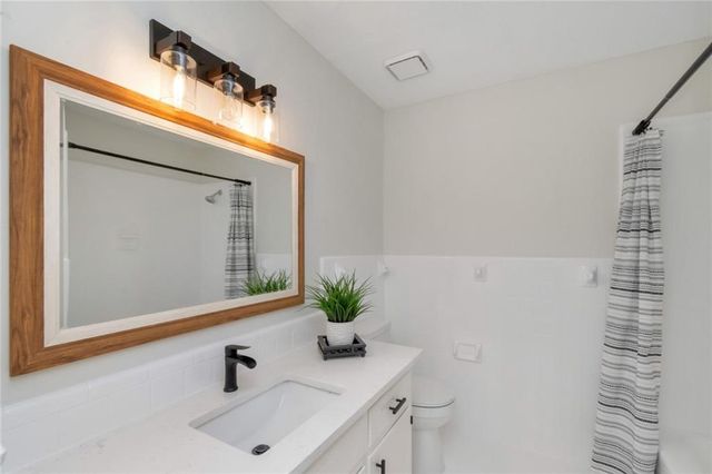 6504 Gaslight S Lane, Mobile, AL 36695