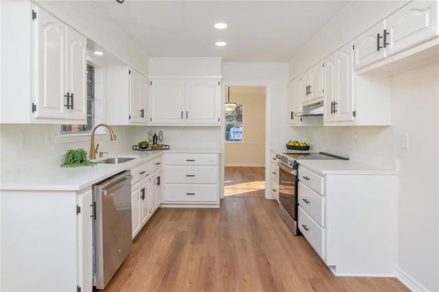 6504 Gaslight S Lane, Mobile, AL 36695