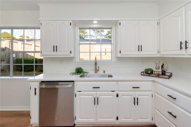 6504 Gaslight S Lane, Mobile, AL 36695