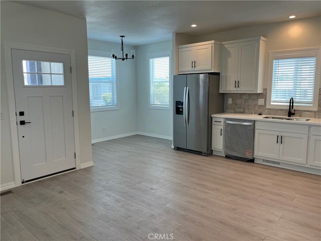 301 E Foothill Boulevard 58, Pomona, CA 91767