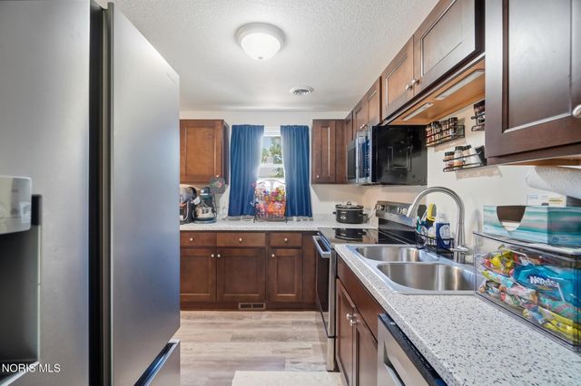 4766 Ventura Drive, Toledo, OH 43615
