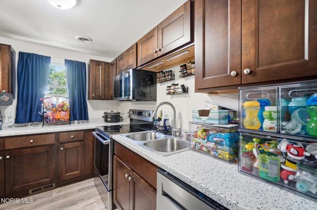4766 Ventura Drive, Toledo, OH 43615