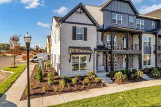 618 Granbury Drive, Hendersonville, TN 37075