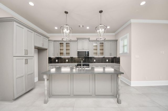 6320 Milwee Street B, Houston, TX 77092