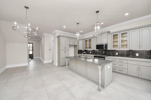 6320 Milwee Street B, Houston, TX 77092