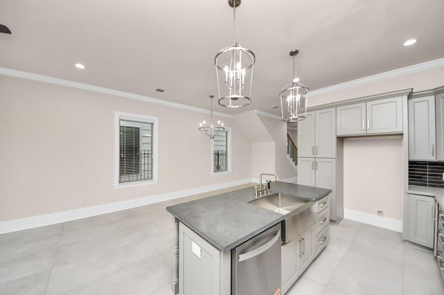 6320 Milwee Street B, Houston, TX 77092