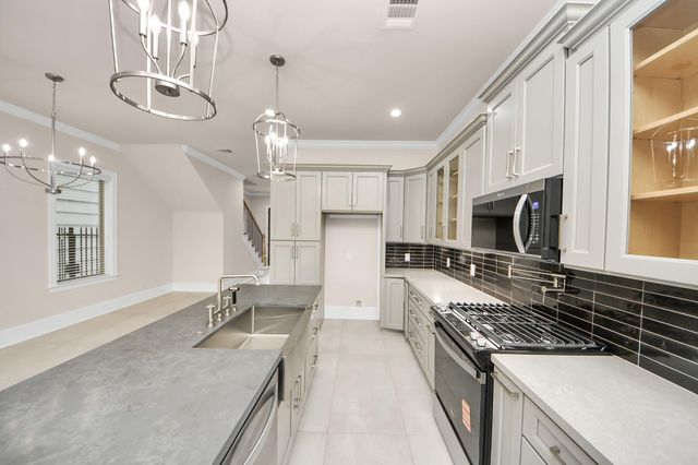 6320 Milwee Street B, Houston, TX 77092