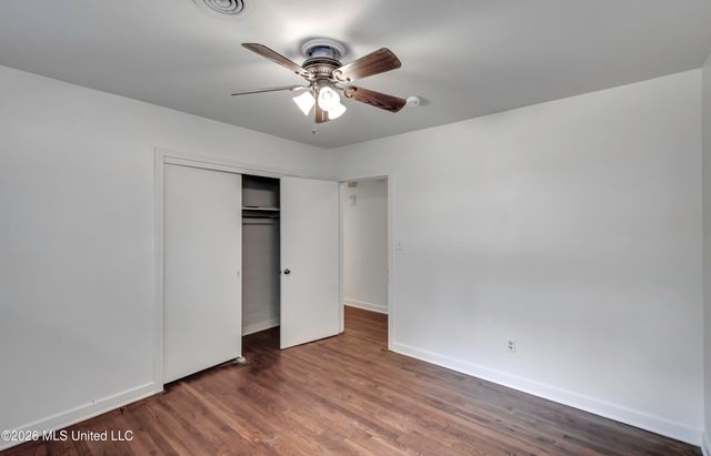 2051 Meadowbrook Road, Jackson, MS 39211
