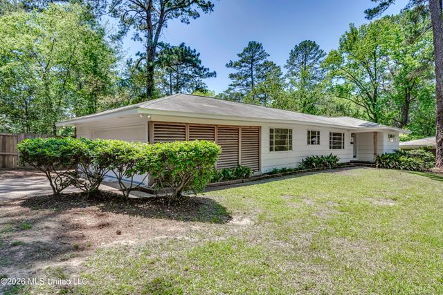 2051 Meadowbrook Road, Jackson, MS 39211