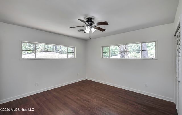 2051 Meadowbrook Road, Jackson, MS 39211
