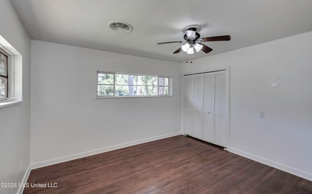 2051 Meadowbrook Road, Jackson, MS 39211