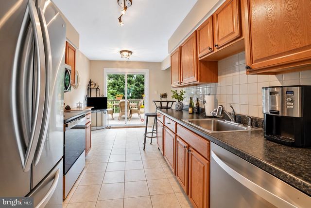 10425 SWEEPSTAKES RD, Damascus, MD 20872