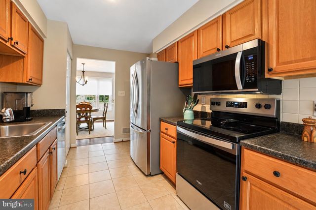 10425 SWEEPSTAKES RD, Damascus, MD 20872