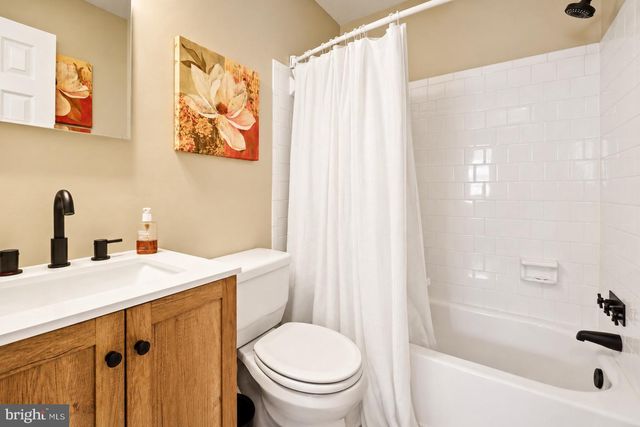 10425 SWEEPSTAKES RD, Damascus, MD 20872