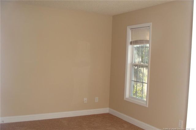 305 Cresthaven Drive, Sanford, NC 27332