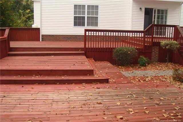 305 Cresthaven Drive, Sanford, NC 27332