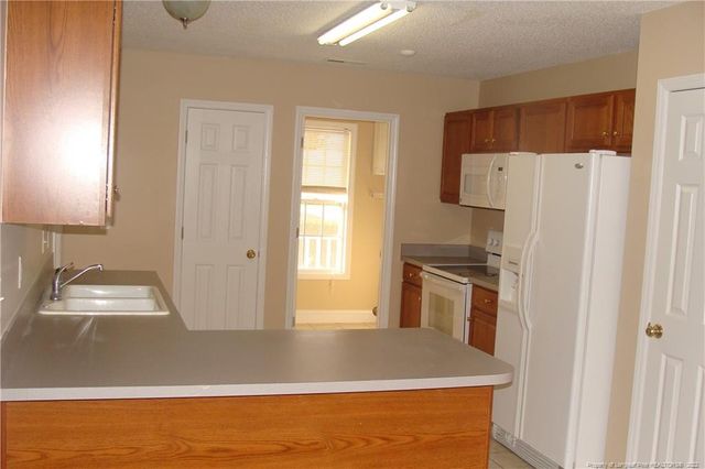 305 Cresthaven Drive, Sanford, NC 27332