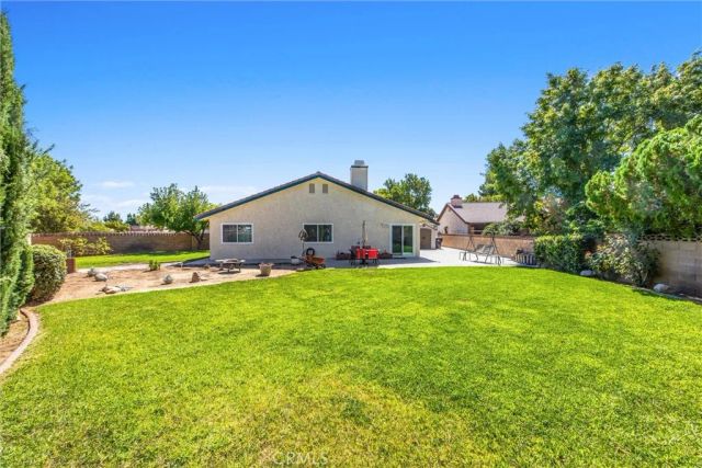 6371 Almond Valley, Quartz Hill, CA 93536