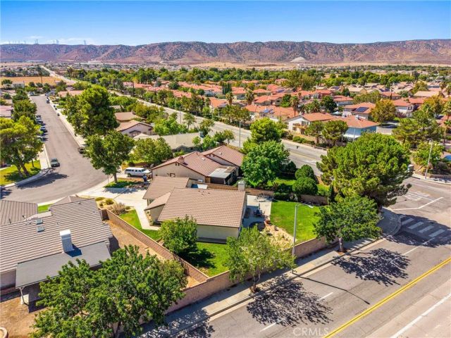 6371 Almond Valley, Quartz Hill, CA 93536