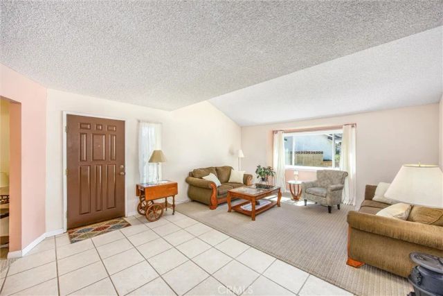 6371 Almond Valley, Quartz Hill, CA 93536