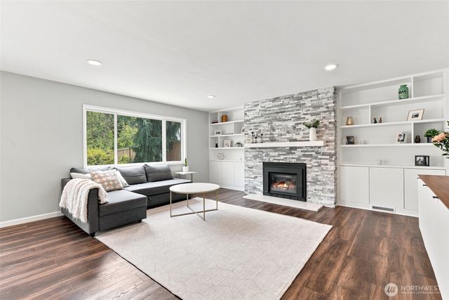 19320 134th Avenue SE, Renton, WA 98058