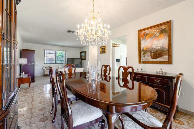 13131 SW 5th St, Miami, FL 33184