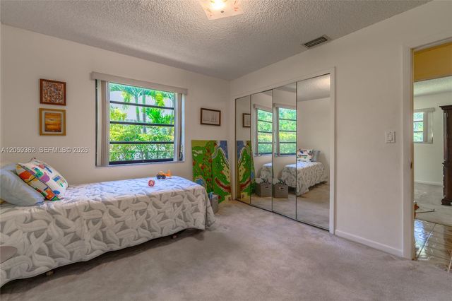 13131 SW 5th St, Miami, FL 33184
