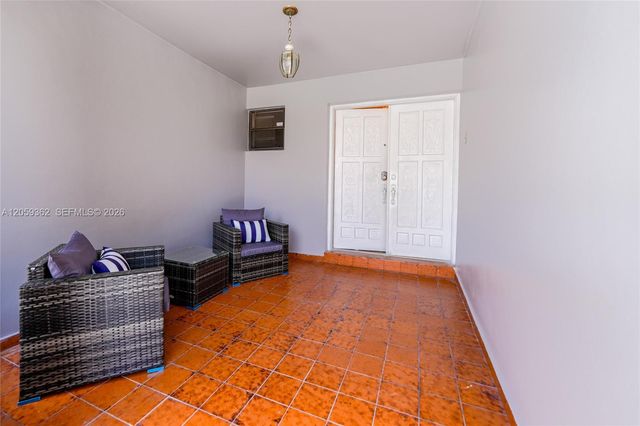 13131 SW 5th St, Miami, FL 33184