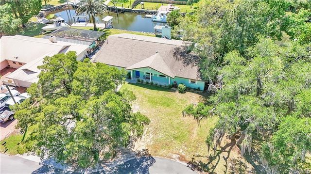 11308 W AMERINDIAN COURT, Crystal River, FL 34429