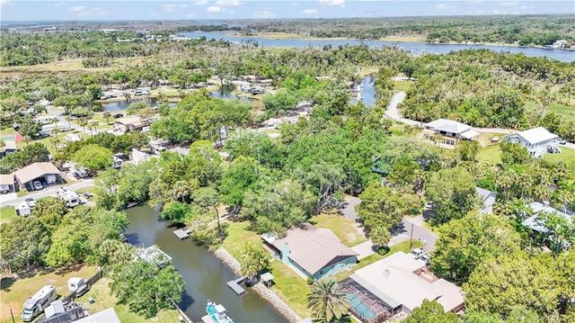 11308 W AMERINDIAN COURT, Crystal River, FL 34429