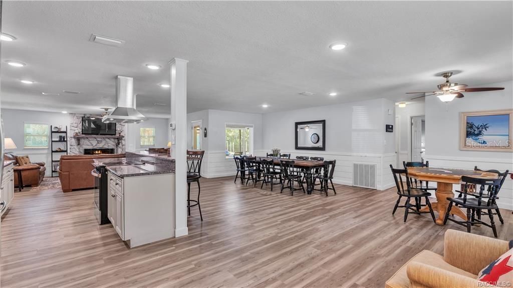 Image 14 of property listing at 11308 W AMERINDIAN COURT, Crystal River, FL 34429