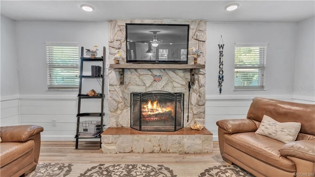 Image 17 of property listing at 11308 W AMERINDIAN COURT, Crystal River, FL 34429