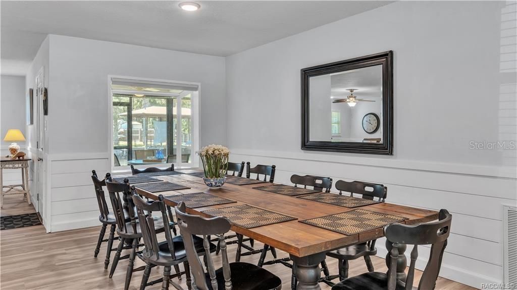 Image 20 of property listing at 11308 W AMERINDIAN COURT, Crystal River, FL 34429