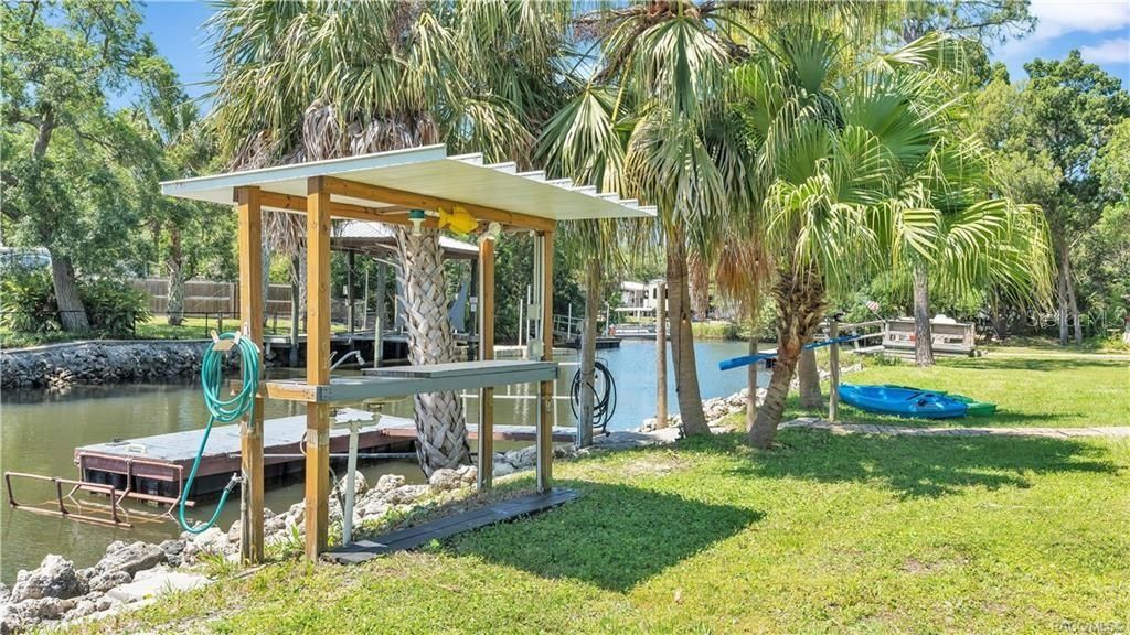 Image 49 of property listing at 11308 W AMERINDIAN COURT, Crystal River, FL 34429