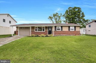 6039 EDWARD DRIVE, Mechanicsburg, PA 17050