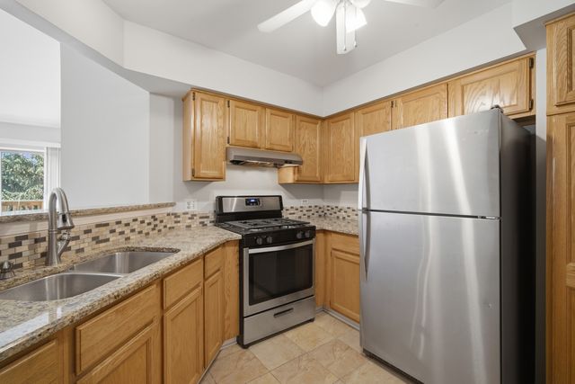 1911 N Silver Lake Road, Arlington Heights, IL 60004