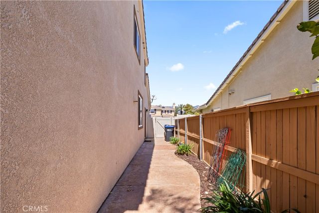 1639 Moss Rose, Beaumont, CA 92223
