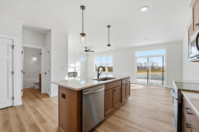 706 Plainside Avenue, Norwalk, IA 50211