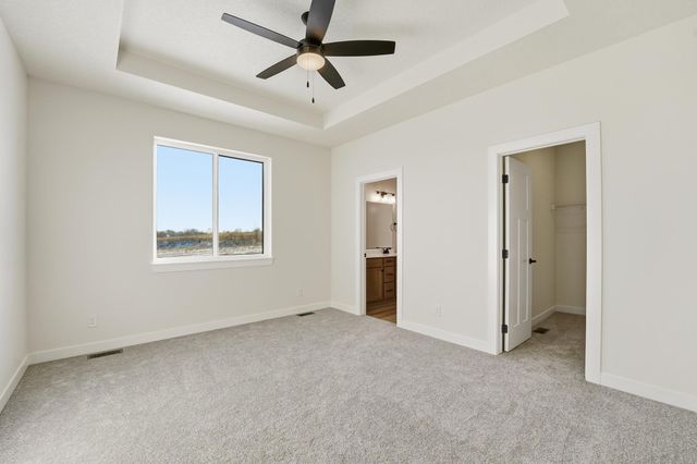 706 Plainside Avenue, Norwalk, IA 50211