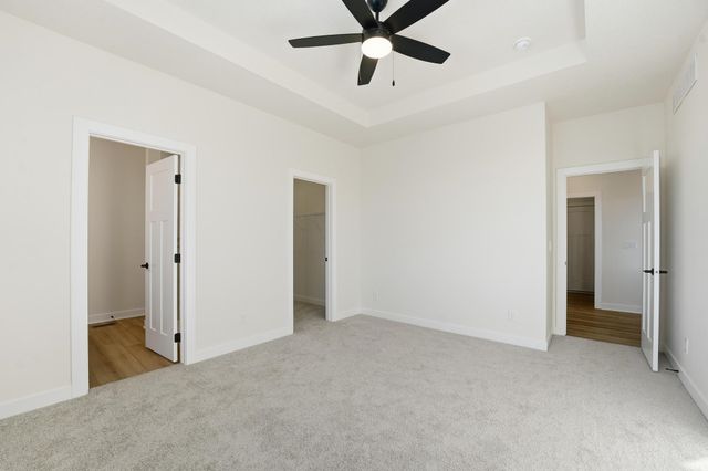 706 Plainside Avenue, Norwalk, IA 50211