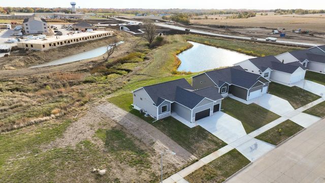 706 Plainside Avenue, Norwalk, IA 50211