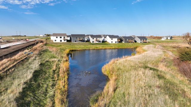 706 Plainside Avenue, Norwalk, IA 50211