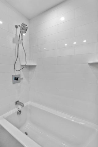 34 Constitution Way D, Marblehead, MA 01945