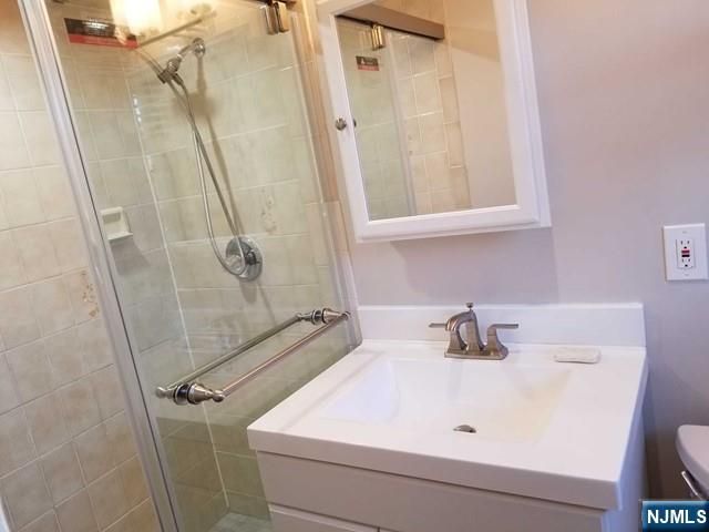 125 E Central Boulevard 1ST FLOOR, Palisades Park, NJ 07650