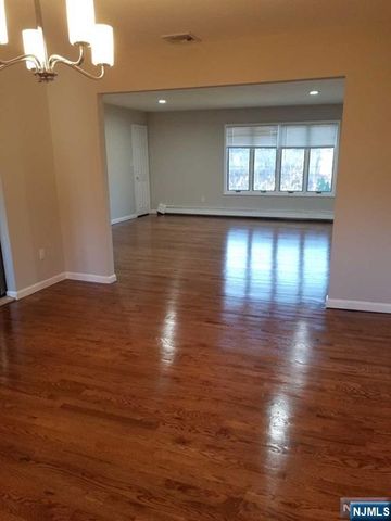 125 E Central Boulevard 1ST FLOOR, Palisades Park, NJ 07650